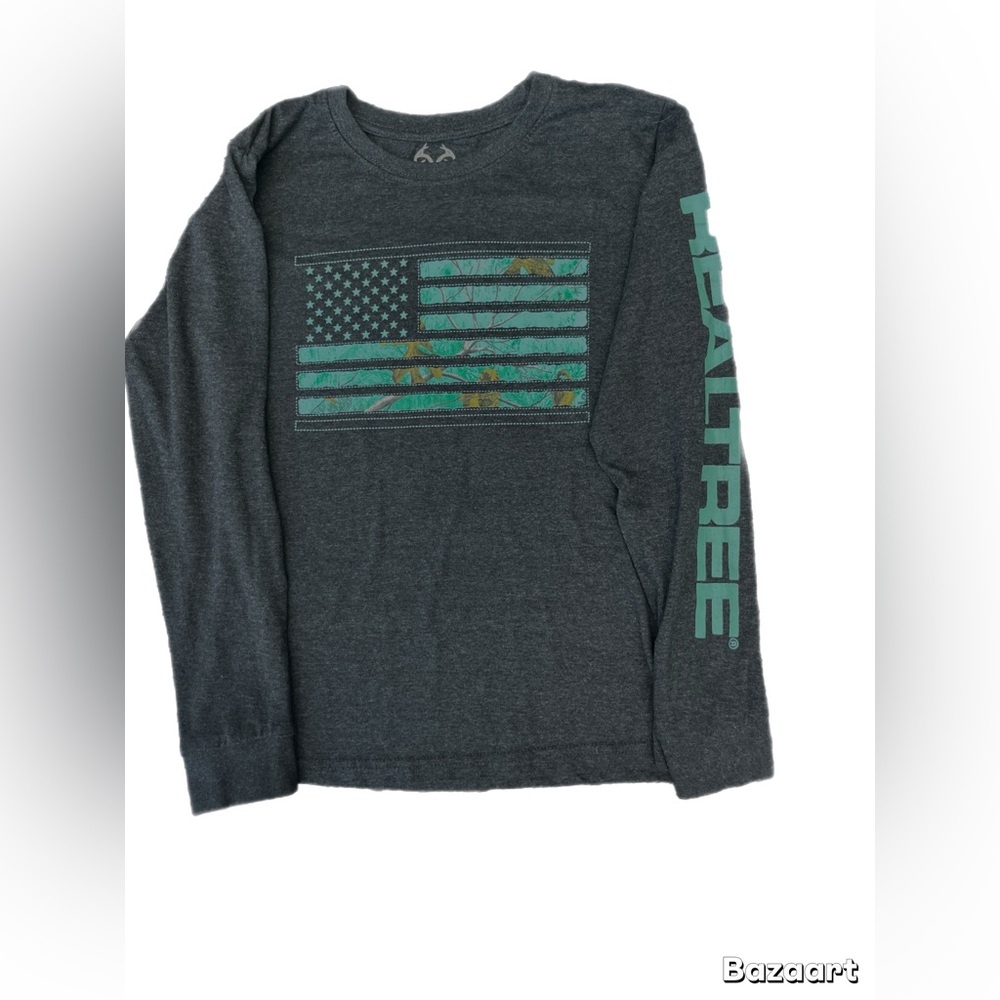 Realtree Charcoal Long Sleeve Kids Tee with Flag Design